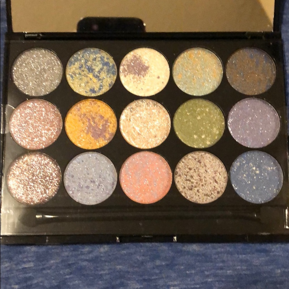 Eyeshadow Palette - 16 Piece - New In Box